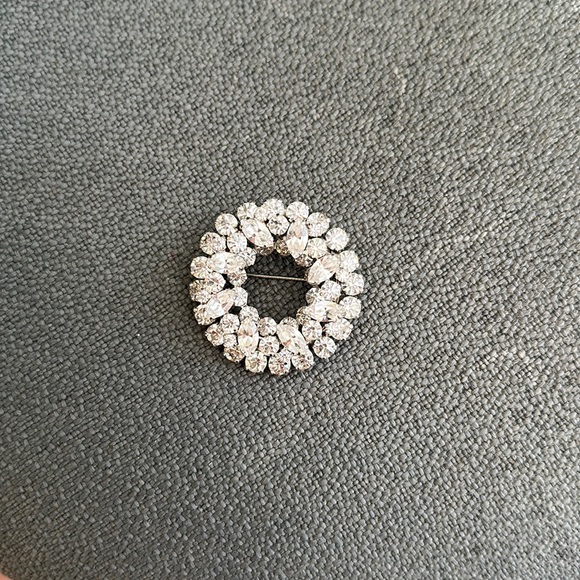 Vintage! Sherman Silver Wreath Brooch - Picture 3 of 5